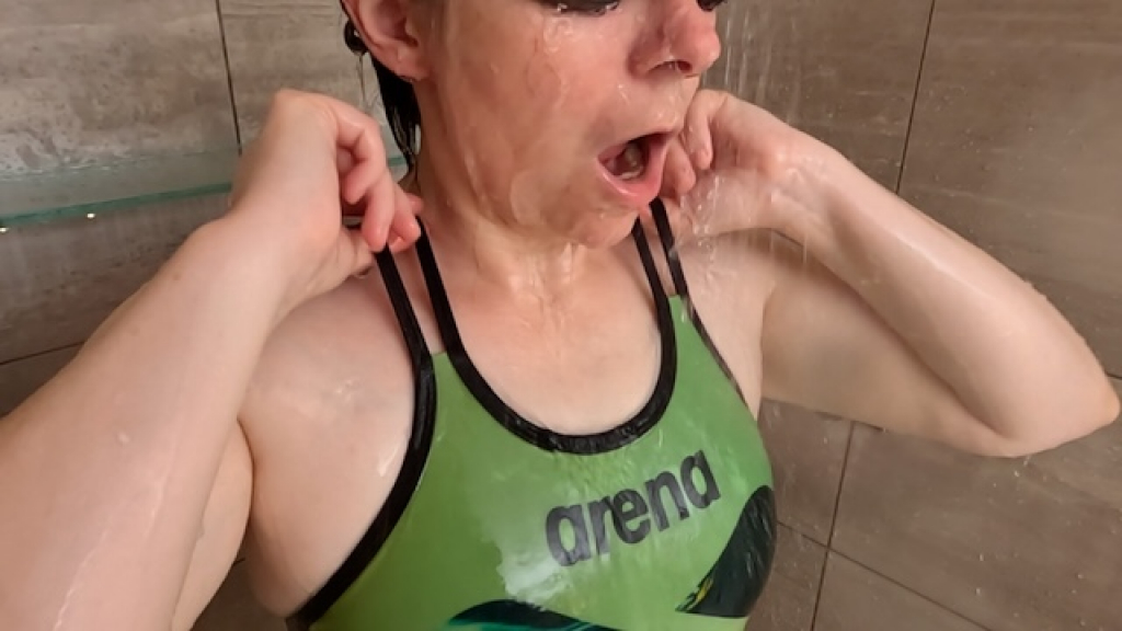 New Arena swimsuit get wet in the shower